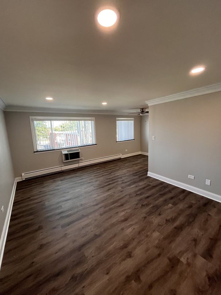 5118 Fairview Ave #307 - Photo 2 of 6