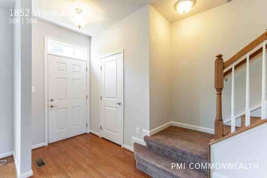 1852 Verona Dr - Photo 4 of 34