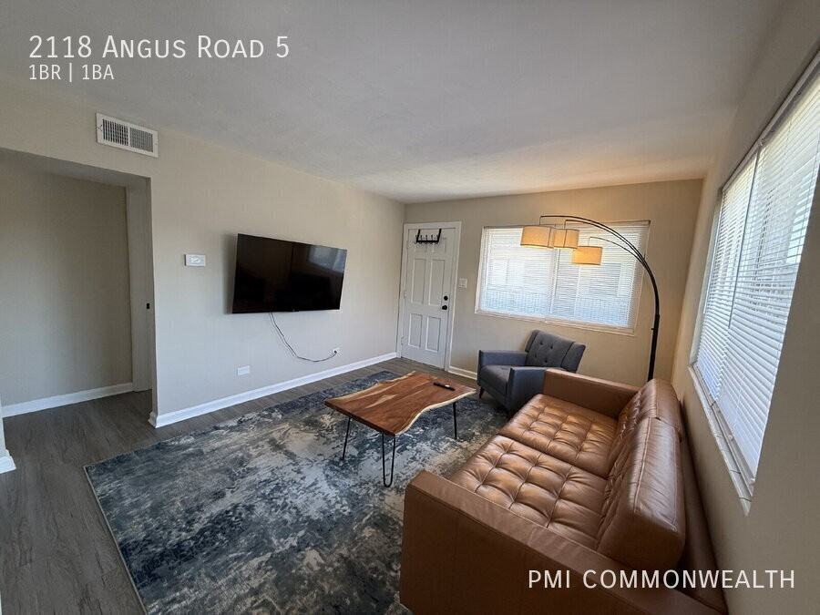 2118 Angus Rd - Photo 3 of 9