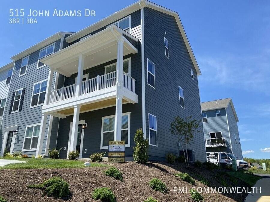 515 John Adams Dr - Photo 2 of 38