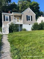 featured image of 925 Kellogg Ave Nw