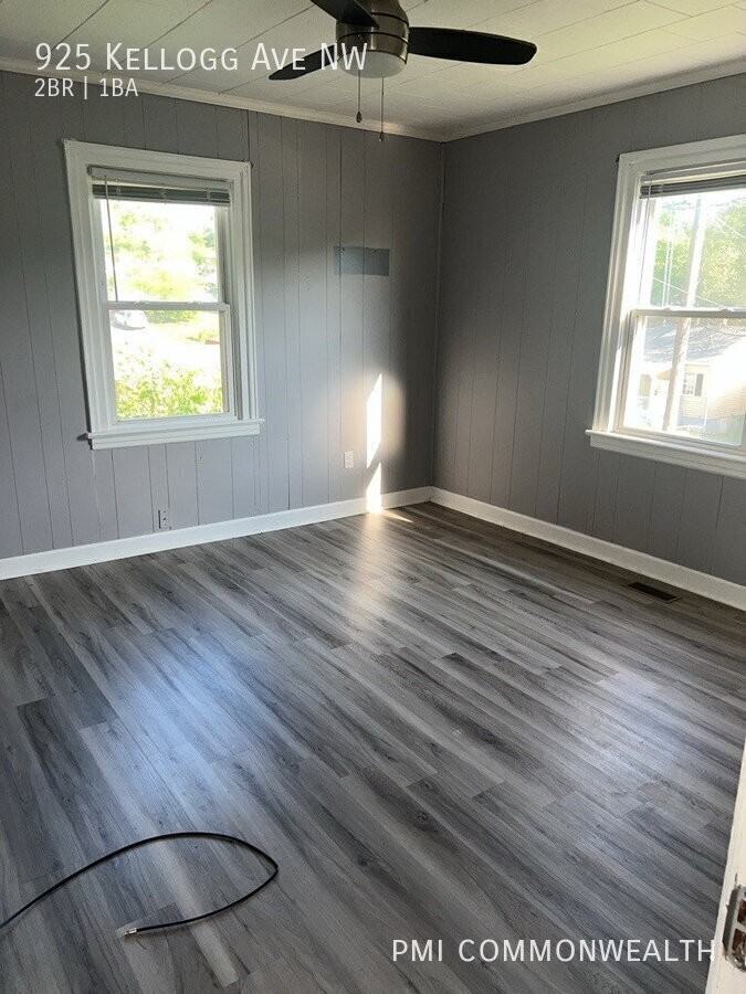 925 Kellogg Ave Nw - Photo 5 of 7