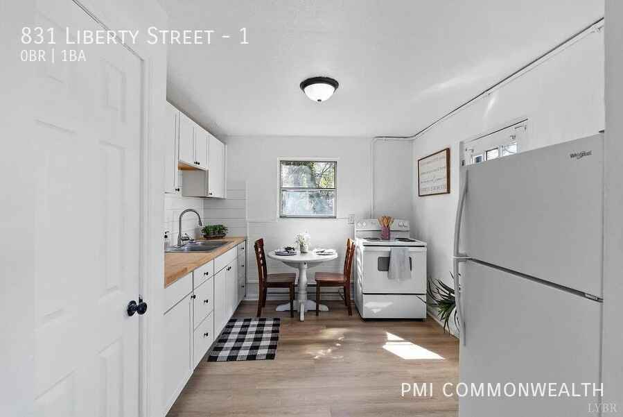 831 Liberty St #1 - Photo 6 of 24