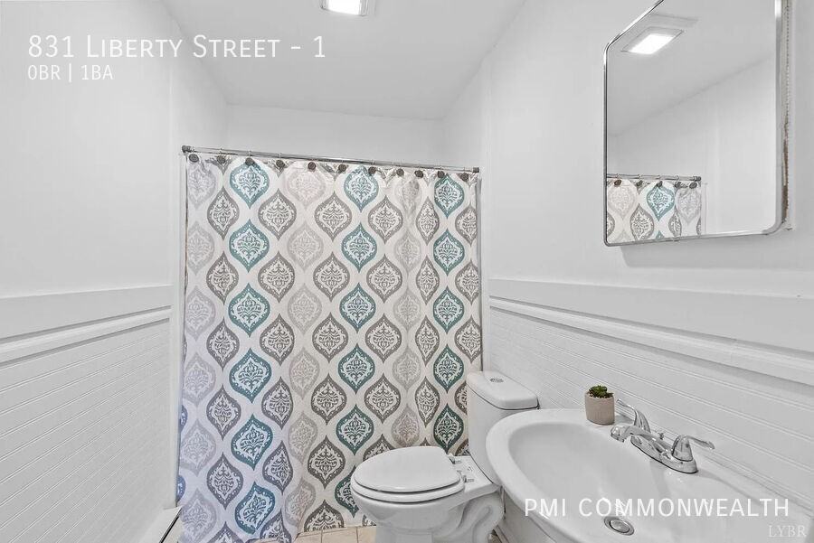 831 Liberty St #1 - Photo 7 of 24