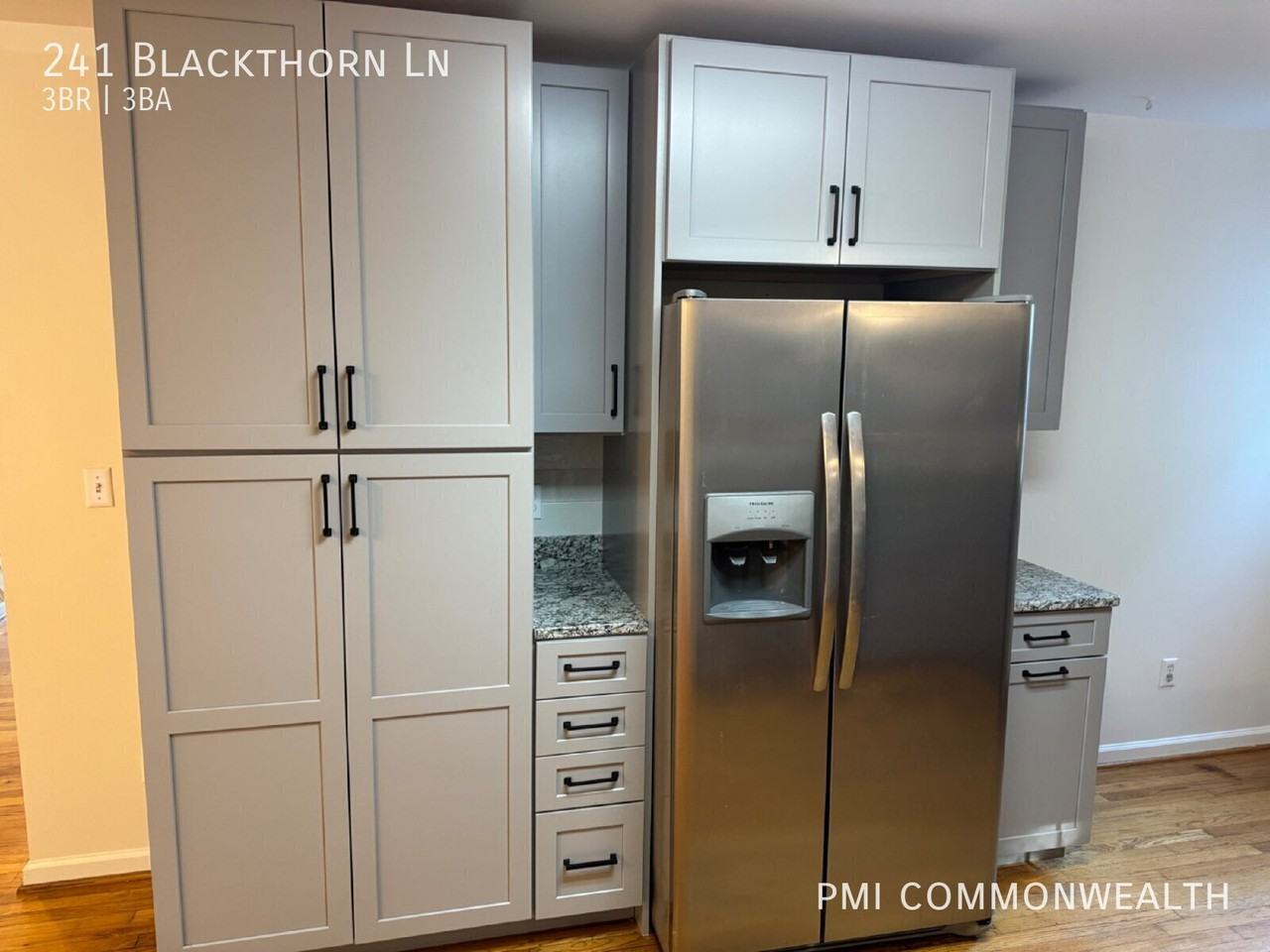 241 Blackthorn Ln - Photo 7 of 28