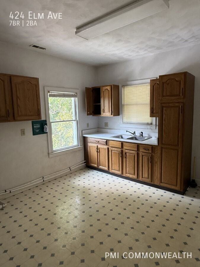 424 Elm Ave Sw - Photo 5 of 10