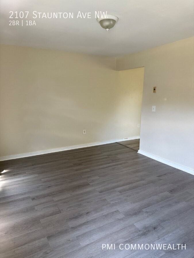 2107 Staunton Ave Nw - Photo 3 of 7