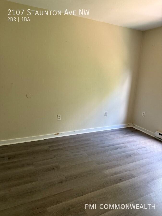 2107 Staunton Ave Nw - Photo 4 of 7