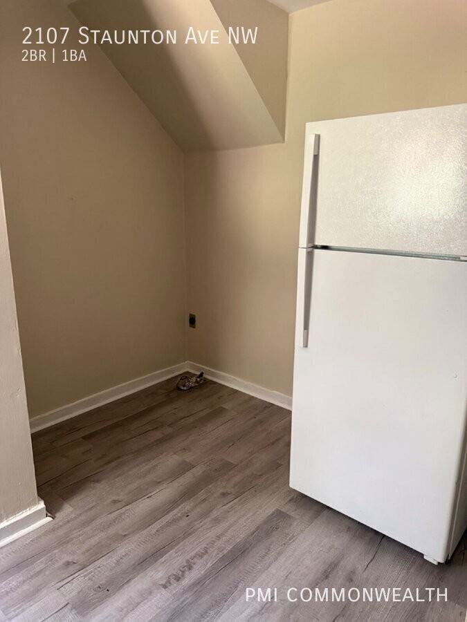 2107 Staunton Ave Nw - Photo 6 of 7