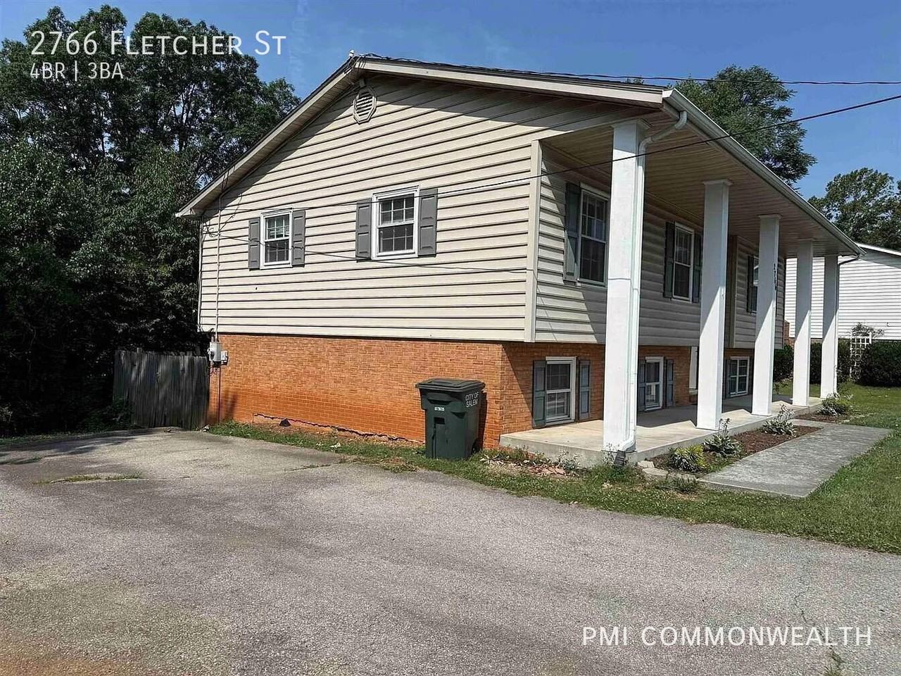 2766 Fletcher St - Photo 7 of 41