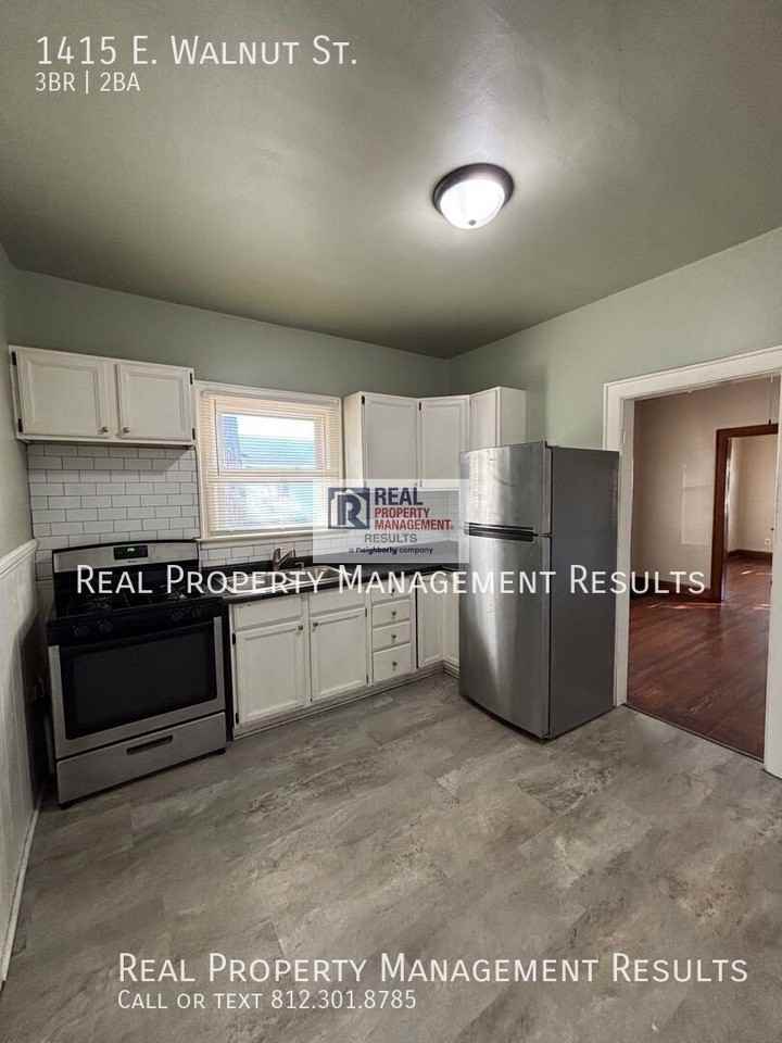 1415 E Walnut St - Photo 5 of 19