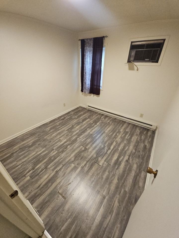 5831 W 25th St #2 - Photo 2 of 6
