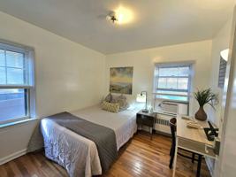 featured image of 985 E 1st Ave