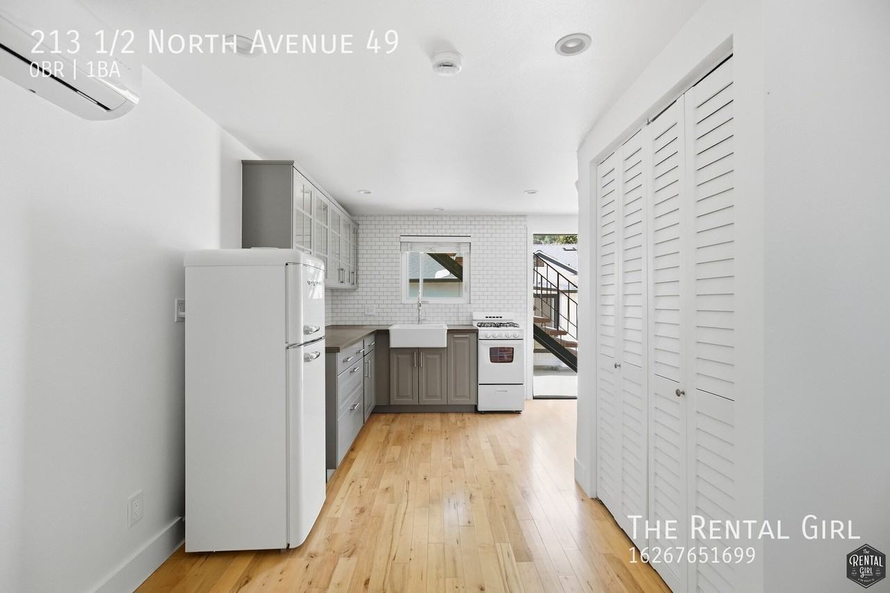 213 1/2 N Avenue 49 - Photo 7 of 16