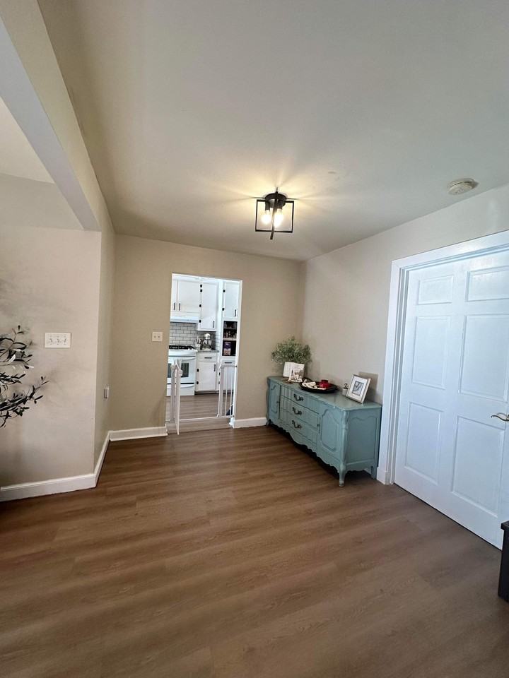 12 Langley Ave #NA - Photo 5 of 9