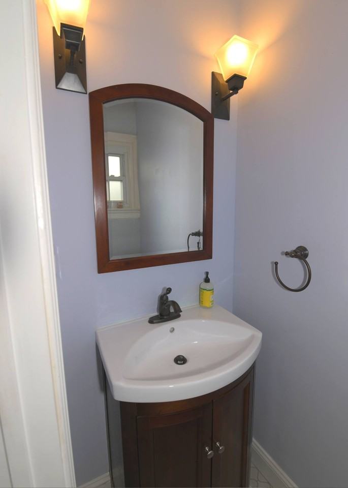 3009 Barclay St #1 - Photo 5 of 17