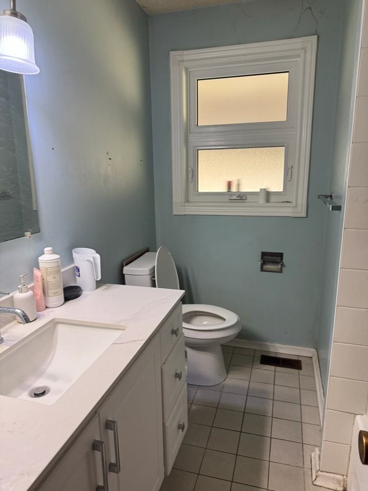 Cartier Dr & Kimberly Crescent - Photo 2 of 5