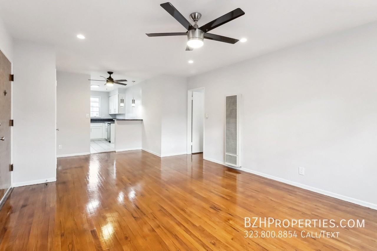 5335 Vantage Ave #5 - Photo 2 of 20