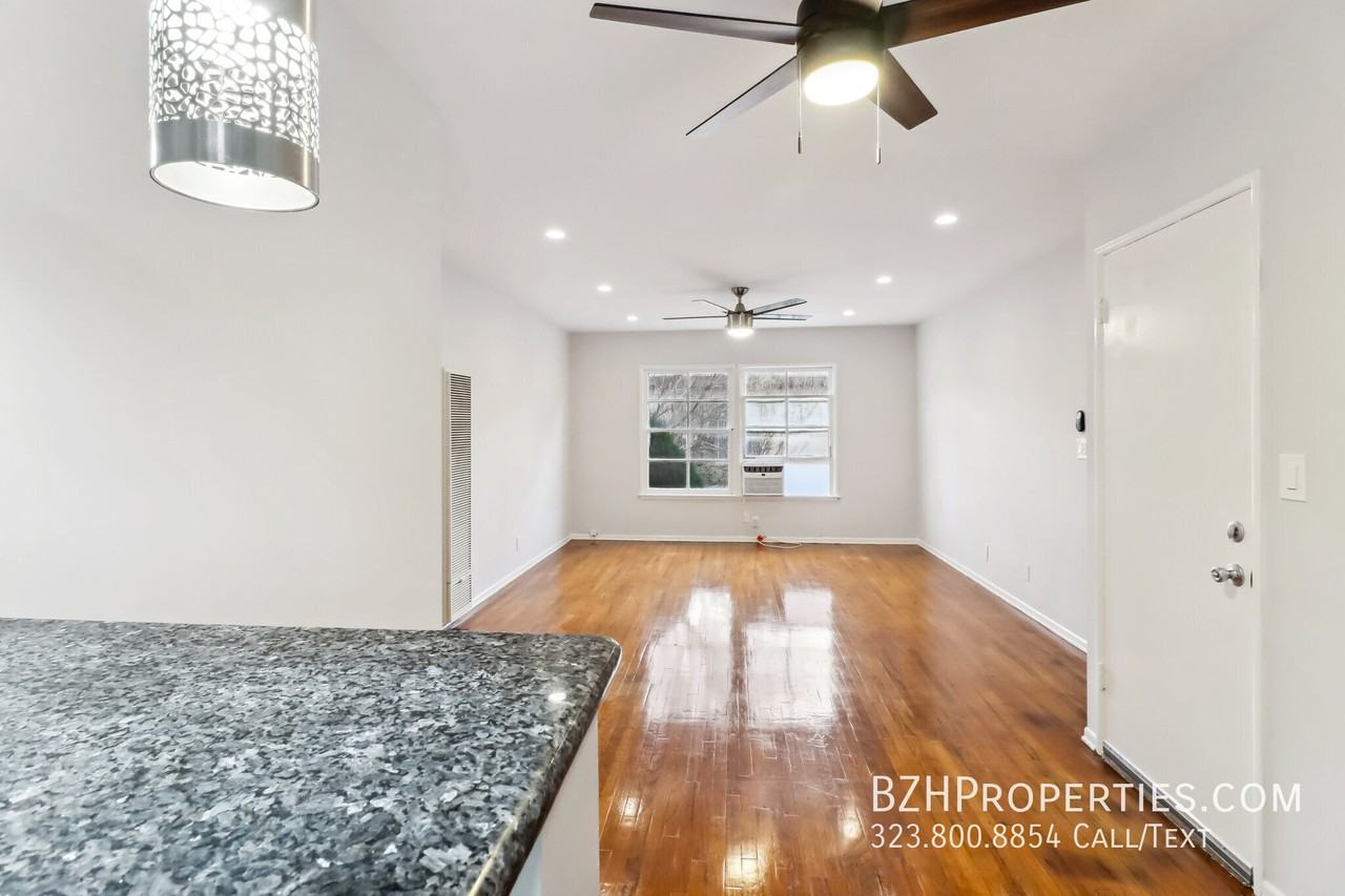5335 Vantage Ave #5 - Photo 4 of 20