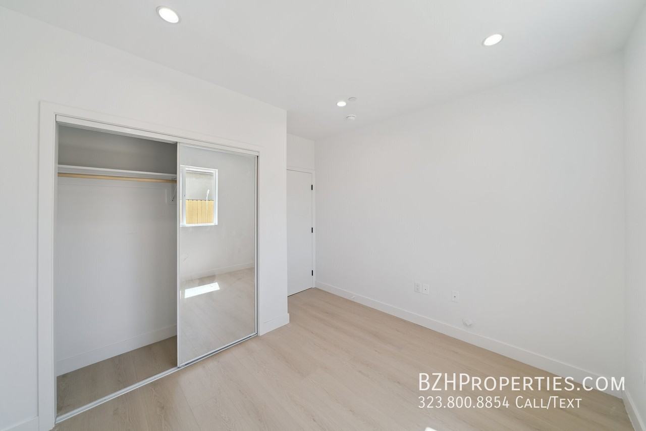 5653 Case Ave - Photo 7 of 37
