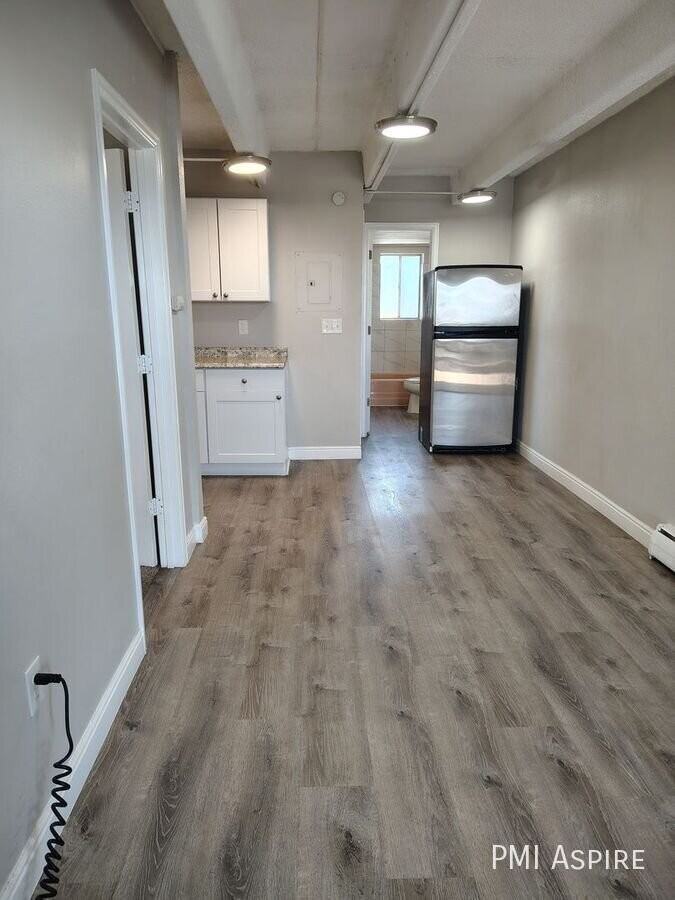 1960 Dallas St #402 - Photo 2 of 7