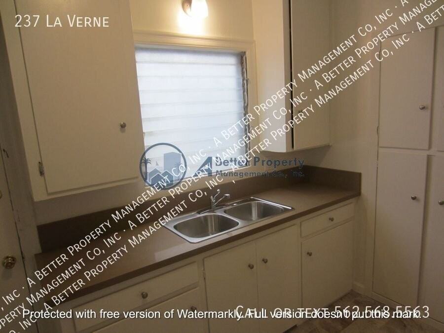 237 La Verne Ave - Photo 3 of 17