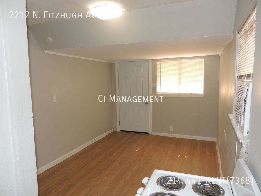 2212 N Fitzhugh Ave #14 - Photo 4 of 7