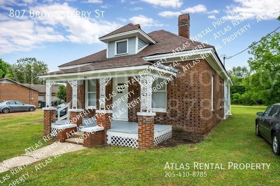 807 Brownsferry St - Photo 3 of 24