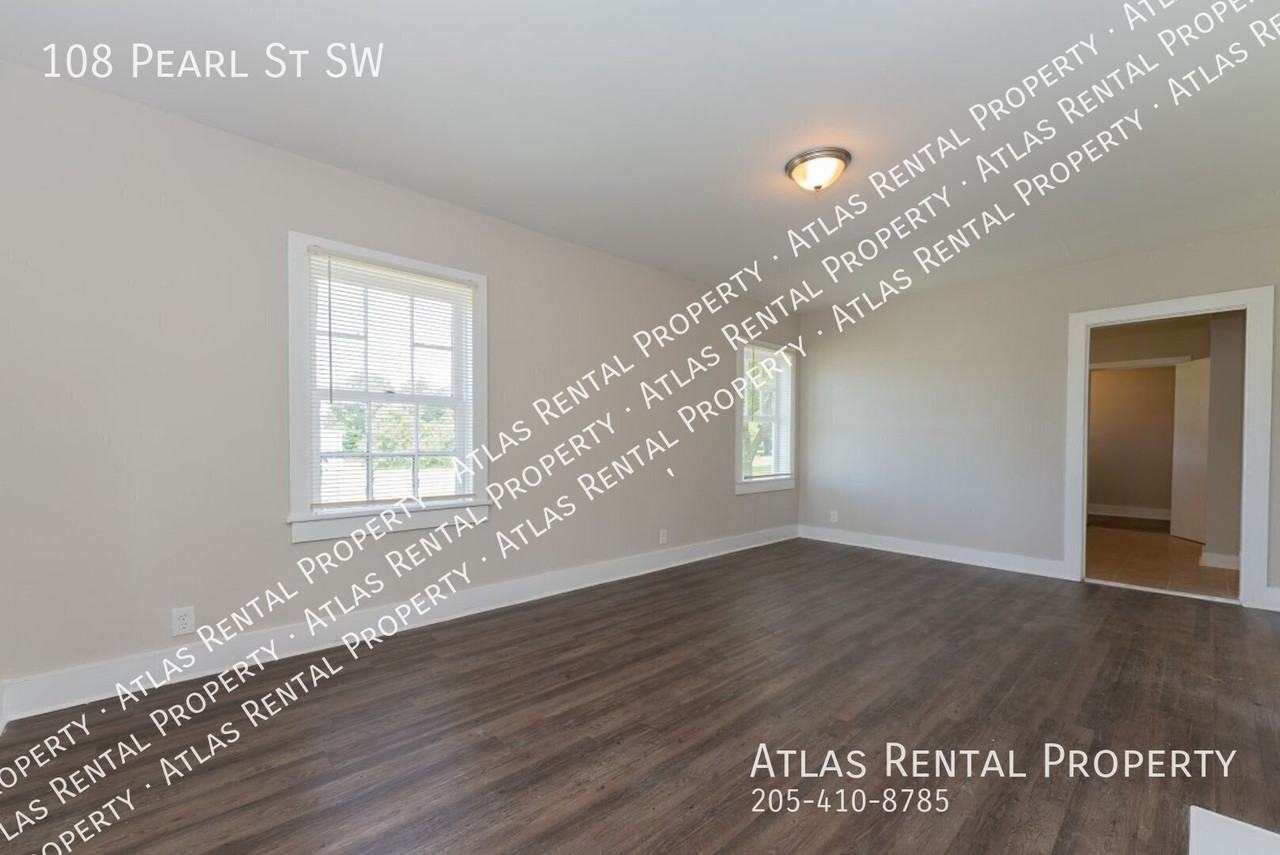108 Pearl St Sw - Photo 7 of 18