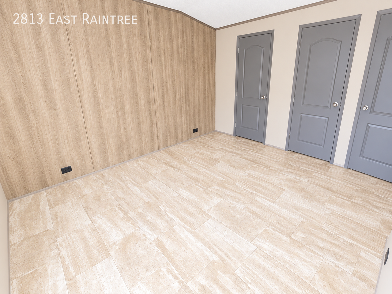 2813 E Raintree Ave - Photo 2 of 12