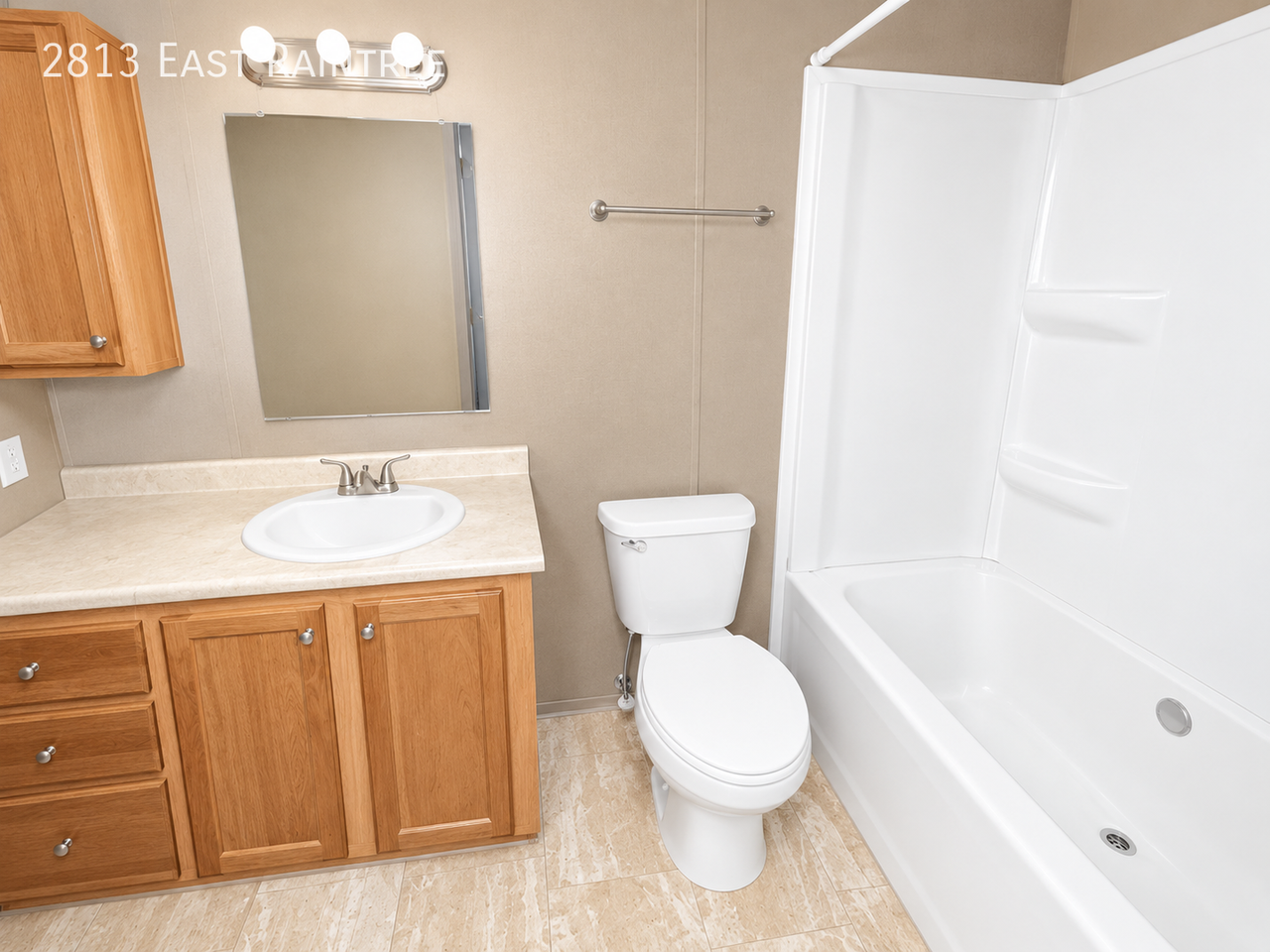 2813 E Raintree Ave - Photo 3 of 12