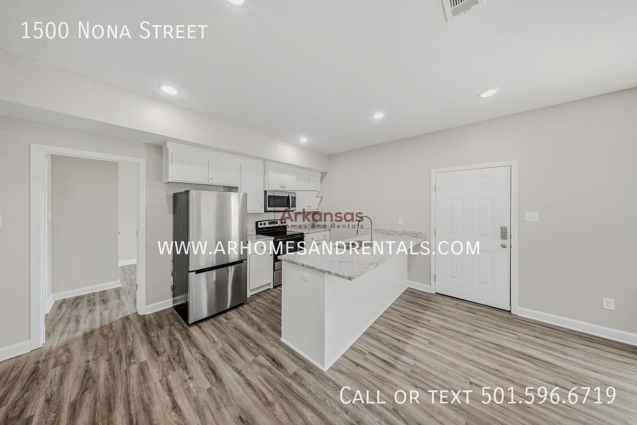 1500 Nona St - Photo 4 of 15