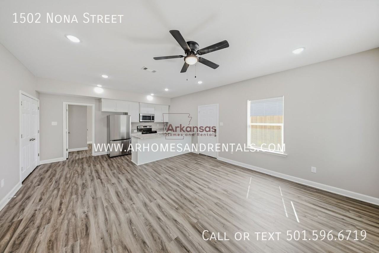1502 Nona St - Photo 3 of 15