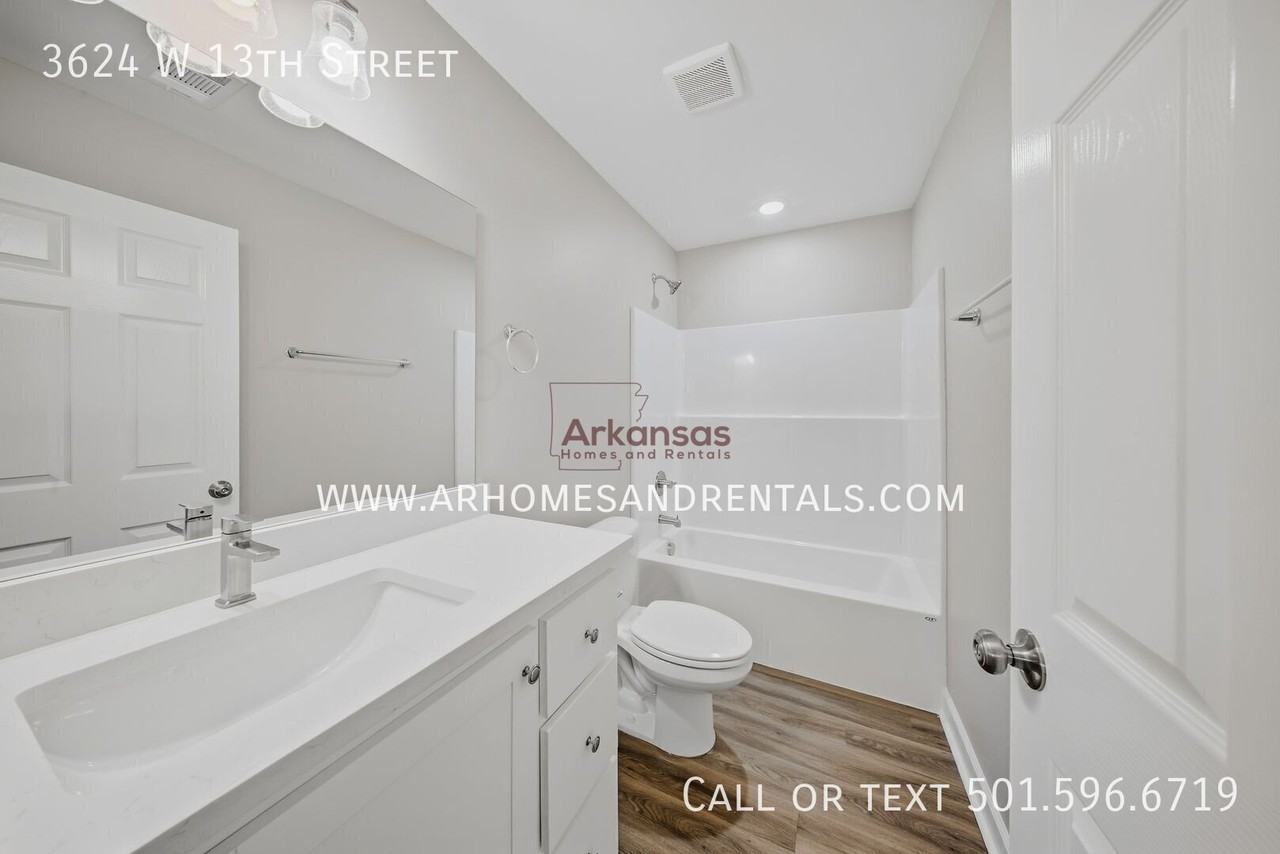 3624 W 13th St - Photo 6 of 17