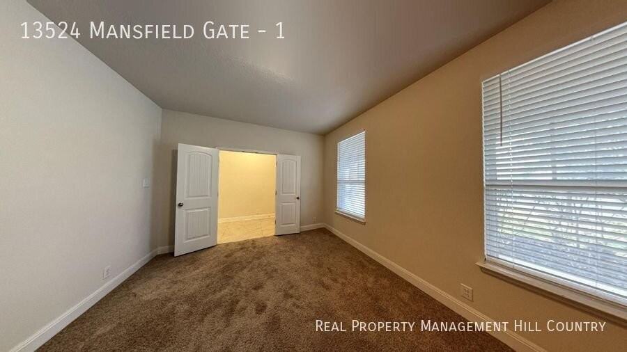 13524 Mansfield Gate #1 - Photo 7 of 40