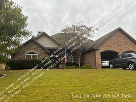 11631 Glenwood Cir - Photo 1 of 1