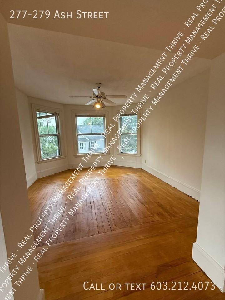 277 Ash St - Photo 2 of 10