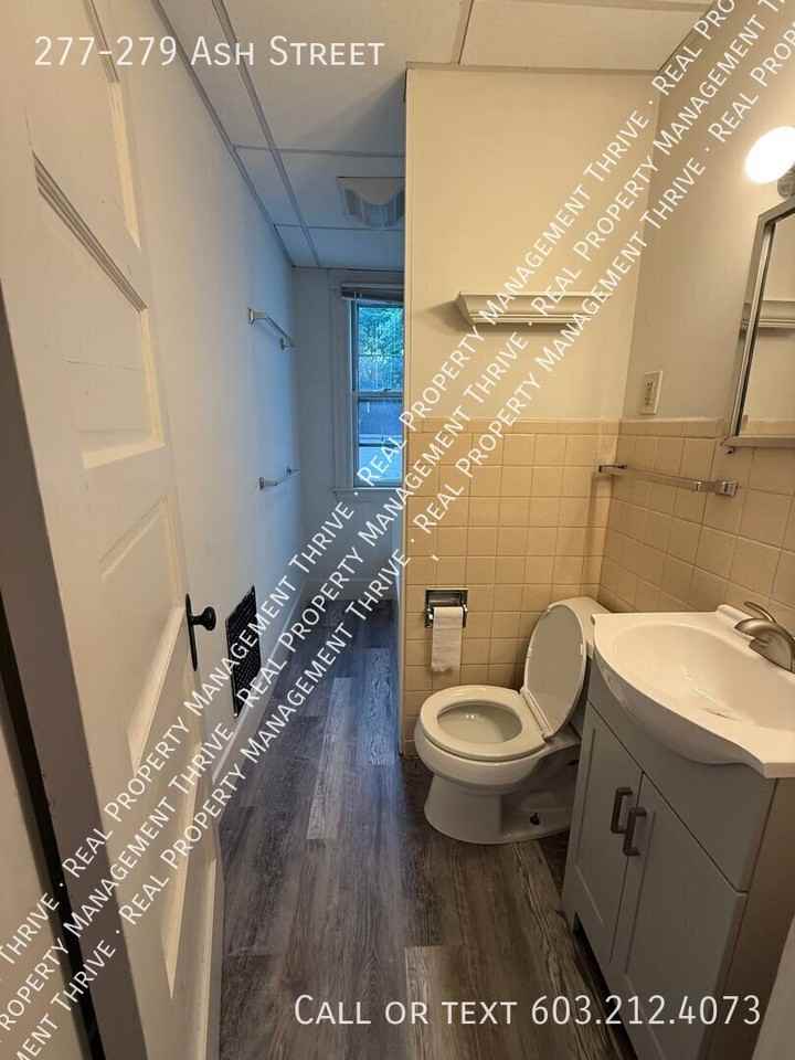277 Ash St - Photo 3 of 10