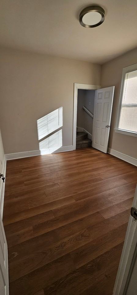 6512 Golden Ring Rd - Photo 7 of 18