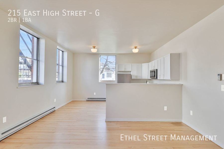 215 E High St #G - Photo 5 of 50