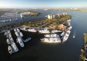 500 Marina Point Dr - Photo 1 of 1
