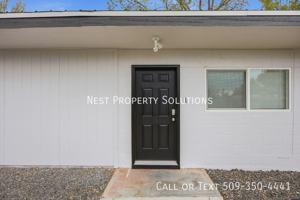 featured image of 4460 Circle Pl Ne #1