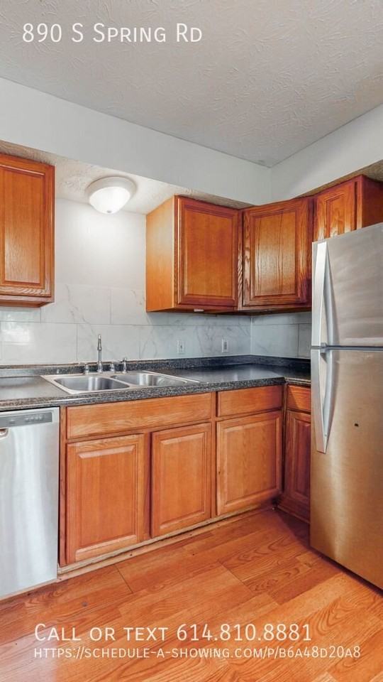 890 S Spring Rd - Photo 5 of 17