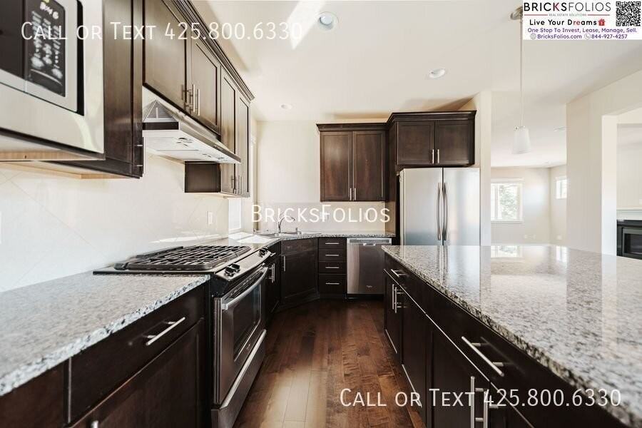 10626 Eastridge Dr Ne - Photo 6 of 36