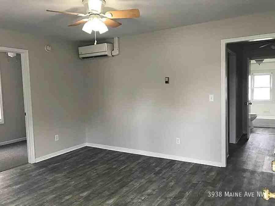 3938 Maine Ave Nw - Photo 5 of 5