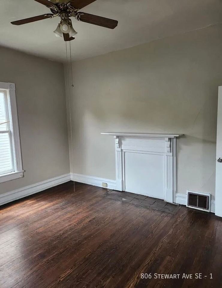 806 Stewart Ave Se #1 - Photo 5 of 7