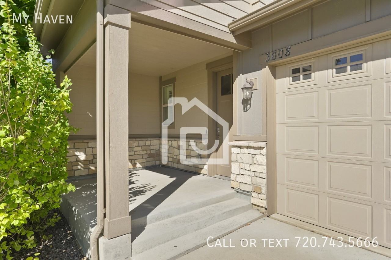 3608 S Lisbon Ct - Photo 2 of 30