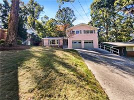featured image of 360 Larchmont Dr Nw