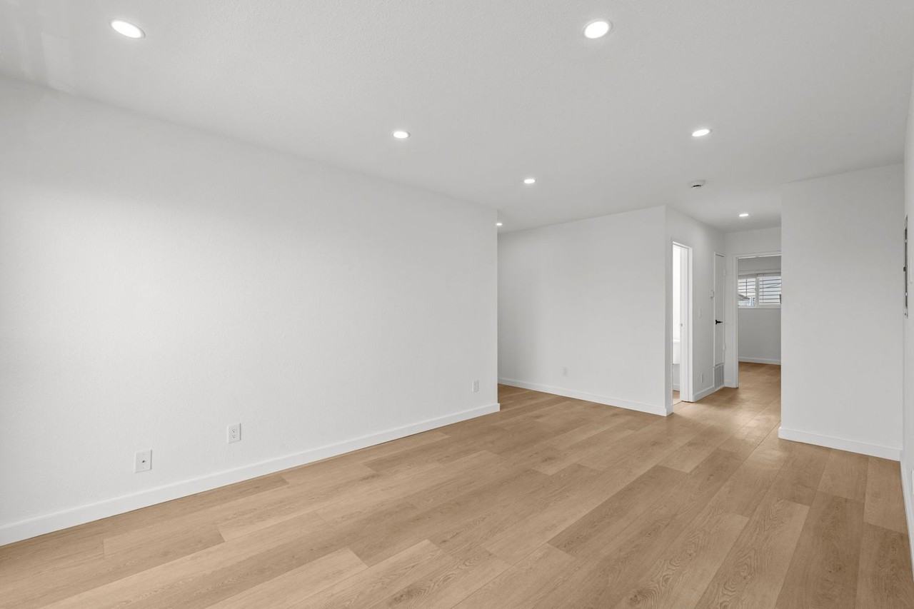 1321 Columbus Ave #7 - Photo 6 of 22