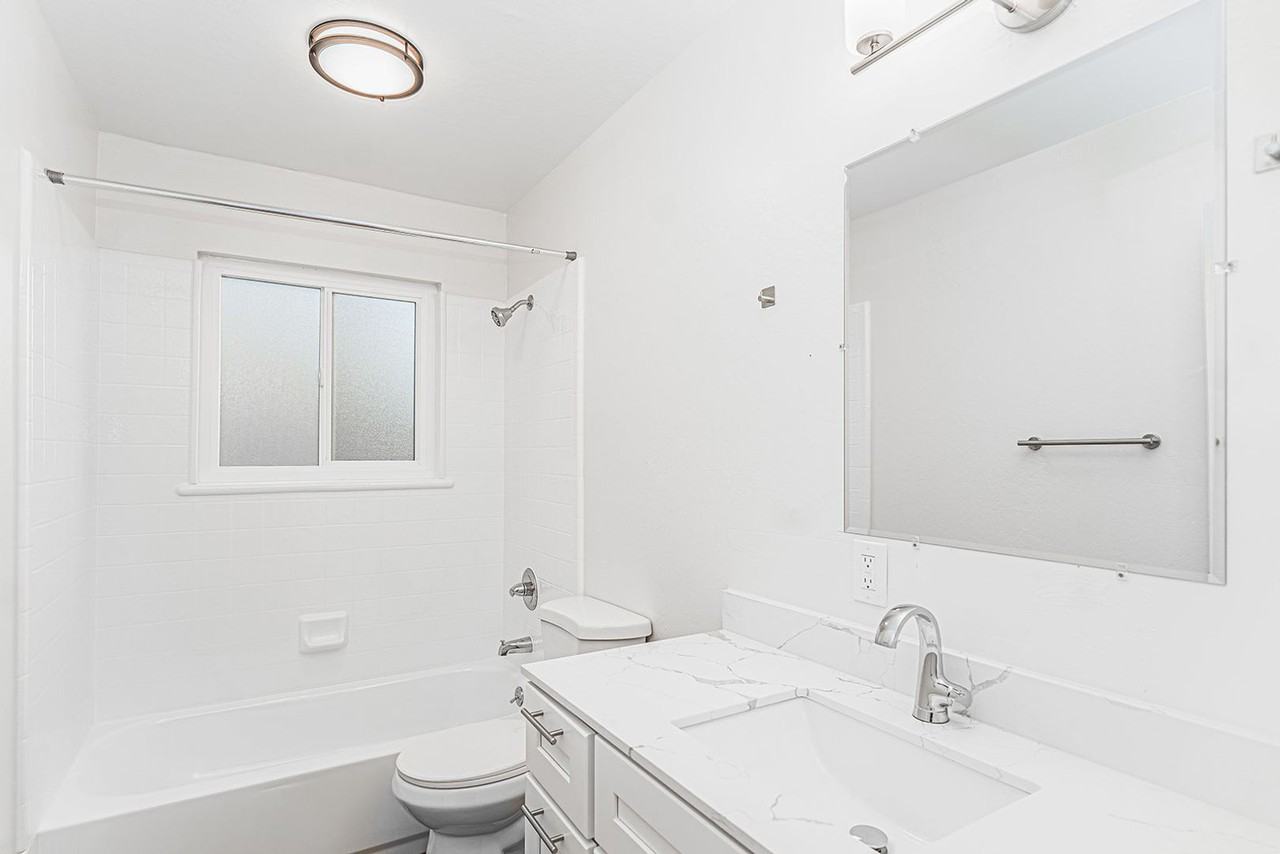 6131 Montecito Blvd #10A - Photo 4 of 9